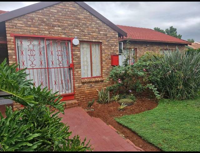 3 BEDROOM HOUSE FOR SALE IN CHANTELLE